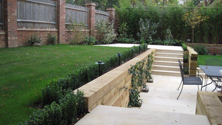 A Garden in Roehampton — garden by Shoots & Leaves, photograph 6