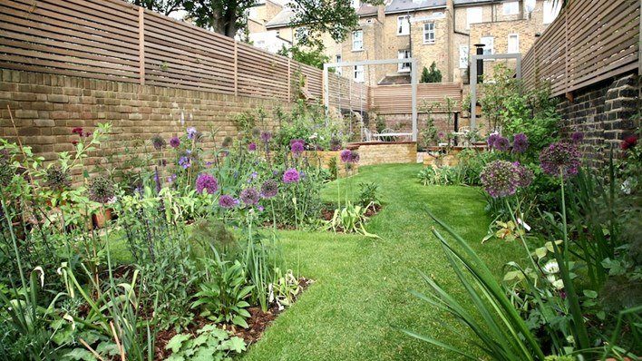 Urban Hammersmith Garden — garden by Shoots & Leaves, photograph 1